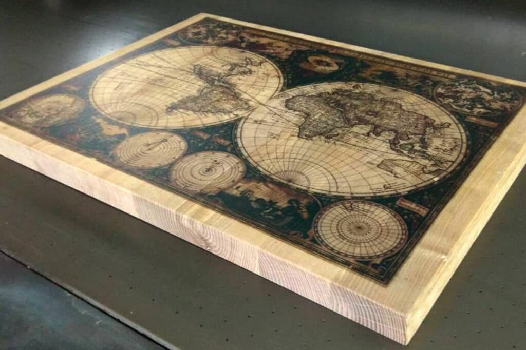 Print on wood in Dubai