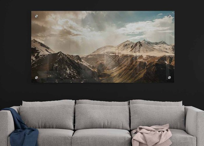 Print on plexiglass in Dubai